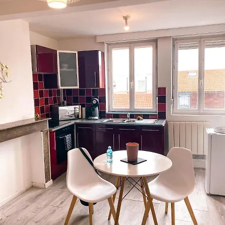 Les Feuilles D'or - Confort - Centre-ville Apartment *